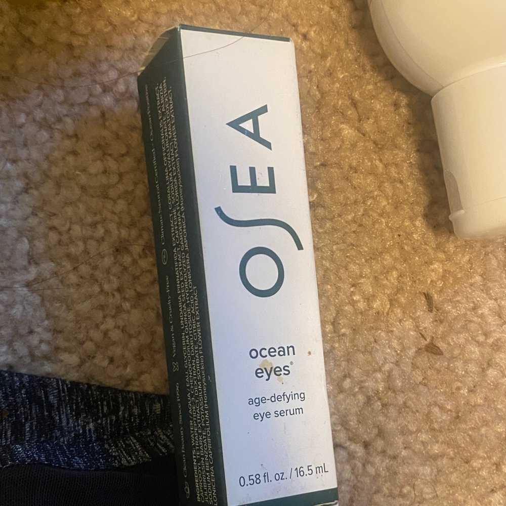 Sea Ocean Eyes Age-Defying Eye Serum - White and Blue